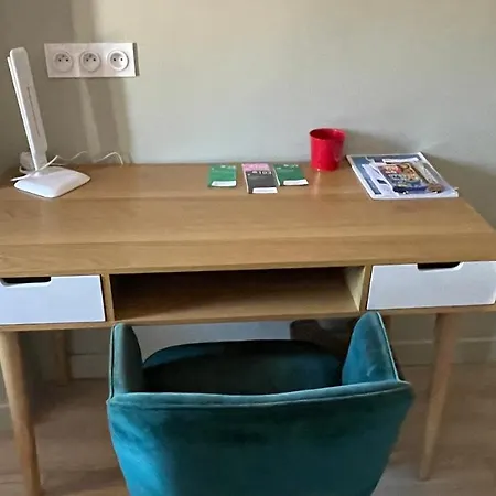 Apartman Au Coeur Du Vieux Au Calme Renove Climatise Confortable Etage Eleve Avec Ascenseur Proche Parking Et Toutes Commodites Toulon